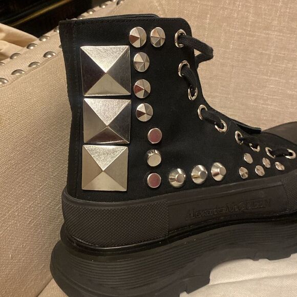 Alexander McQueen Black Studded Boots